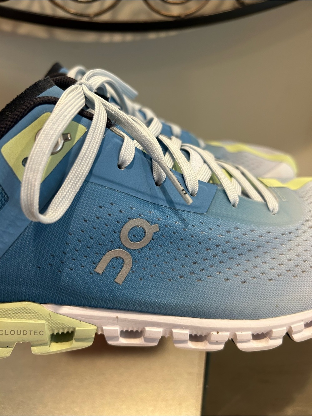 On Running Women's Shoes in Blue & White - Picture 4 of 10